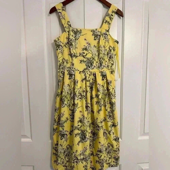 Alex Marie Whitney Pleated Yellow Floral Dress perfect for Easter - Picture 5 of 11
